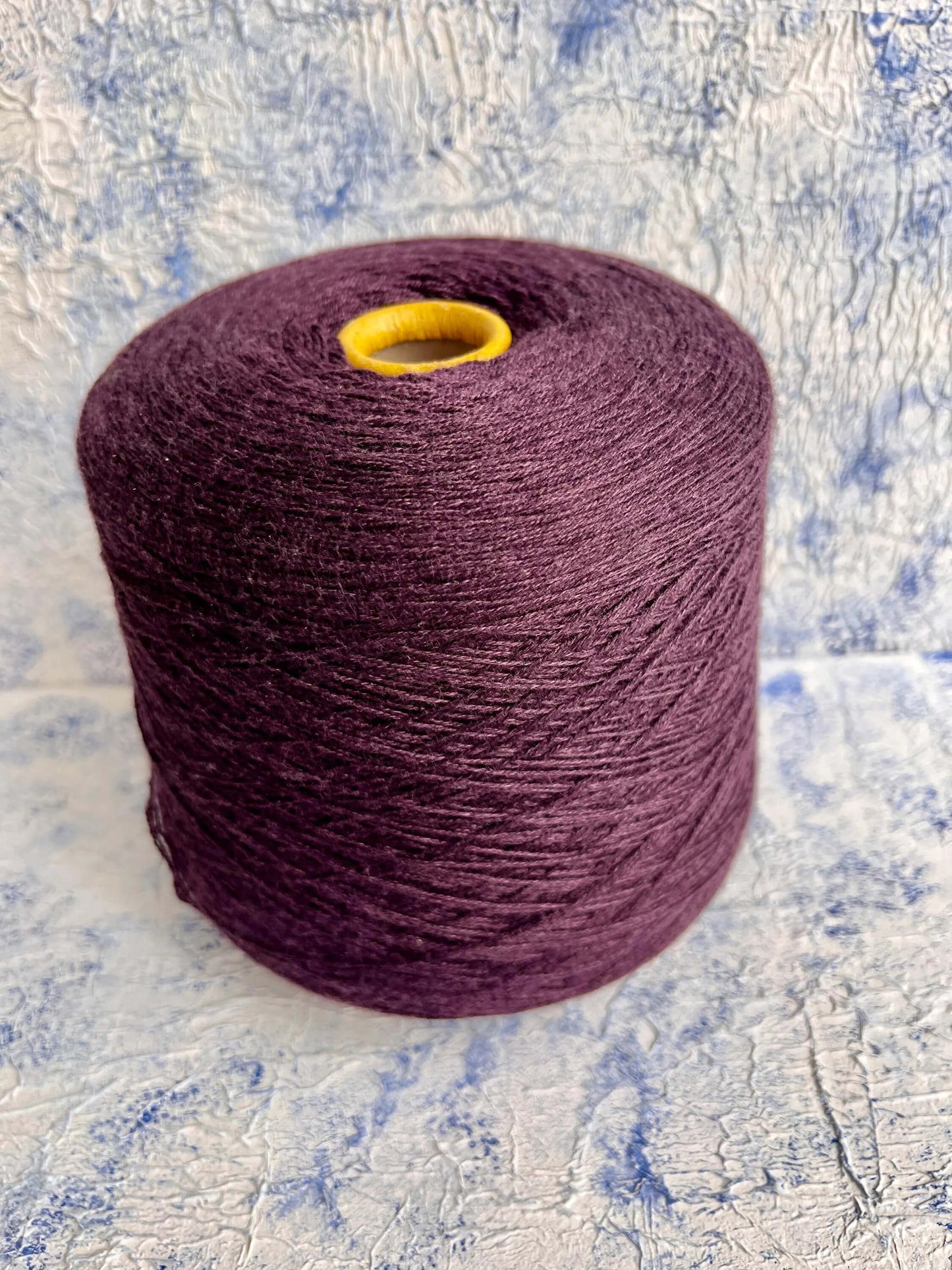 Merino 70%, Silk 30%, Nm 7000, Botto Poala, Color Dark Purple. Per 100 gr