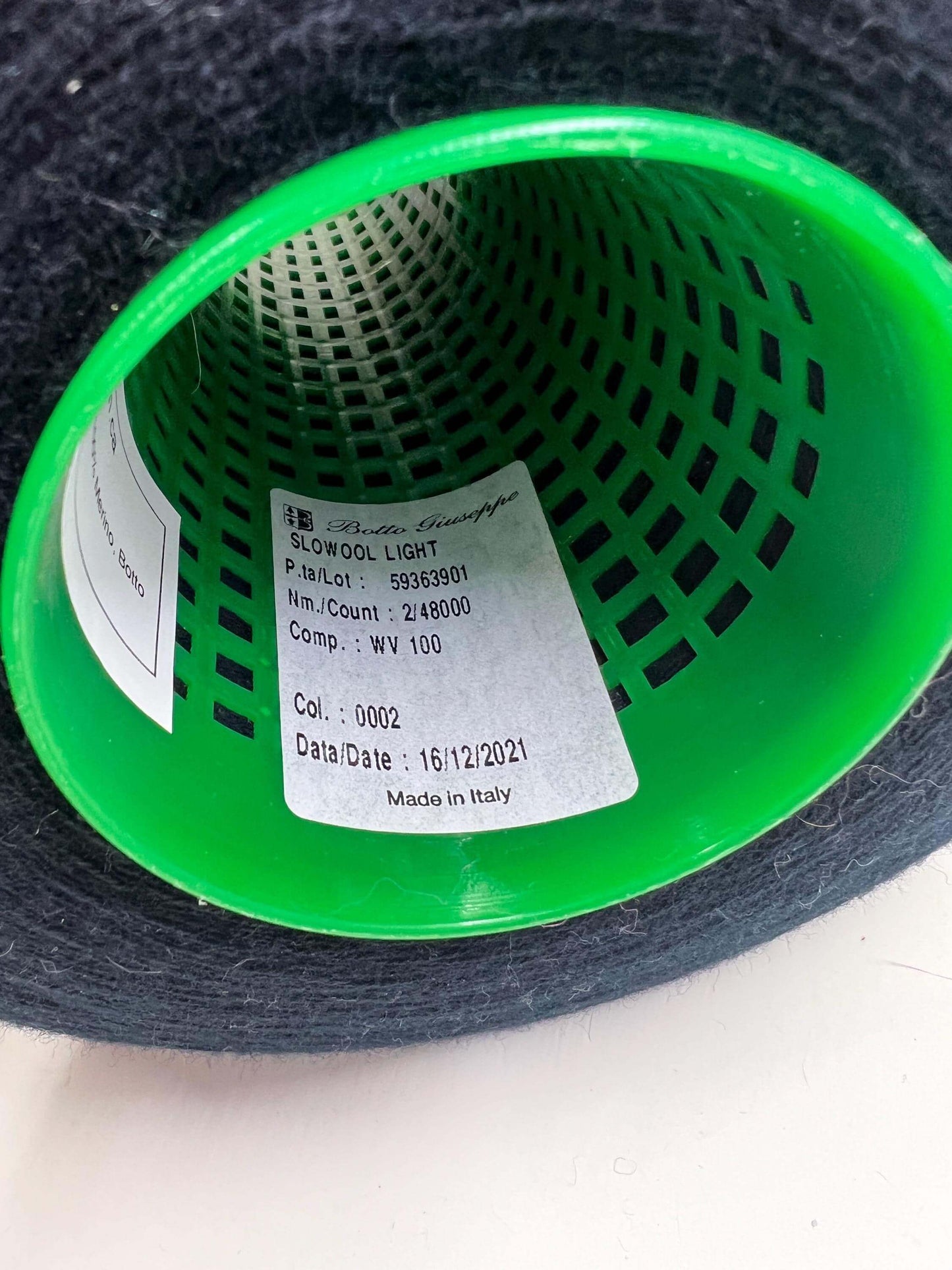 Slowool Light, Nm 2/48000, 100% Merino, Botto Giuseppe - Color Black, Per 100 gr