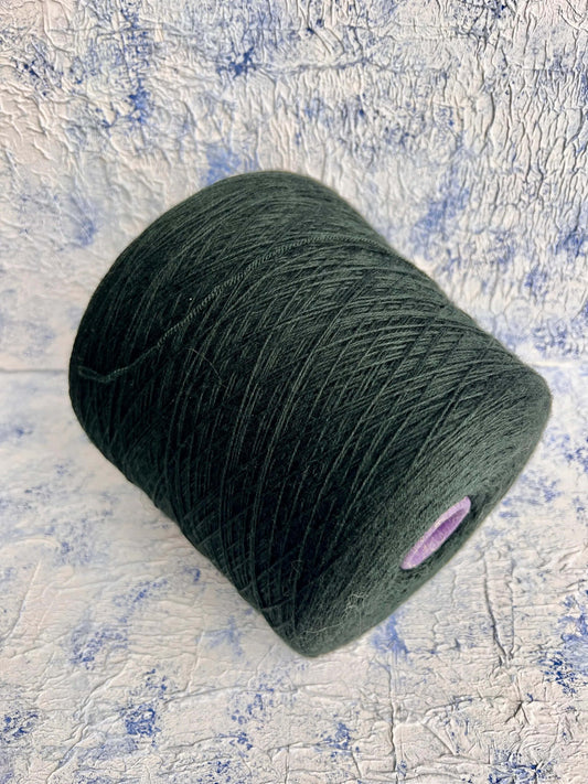 Merino 70%, Silk 30%, Nm 7000, Botto Poala, Color Dark Green. Per 100 gr