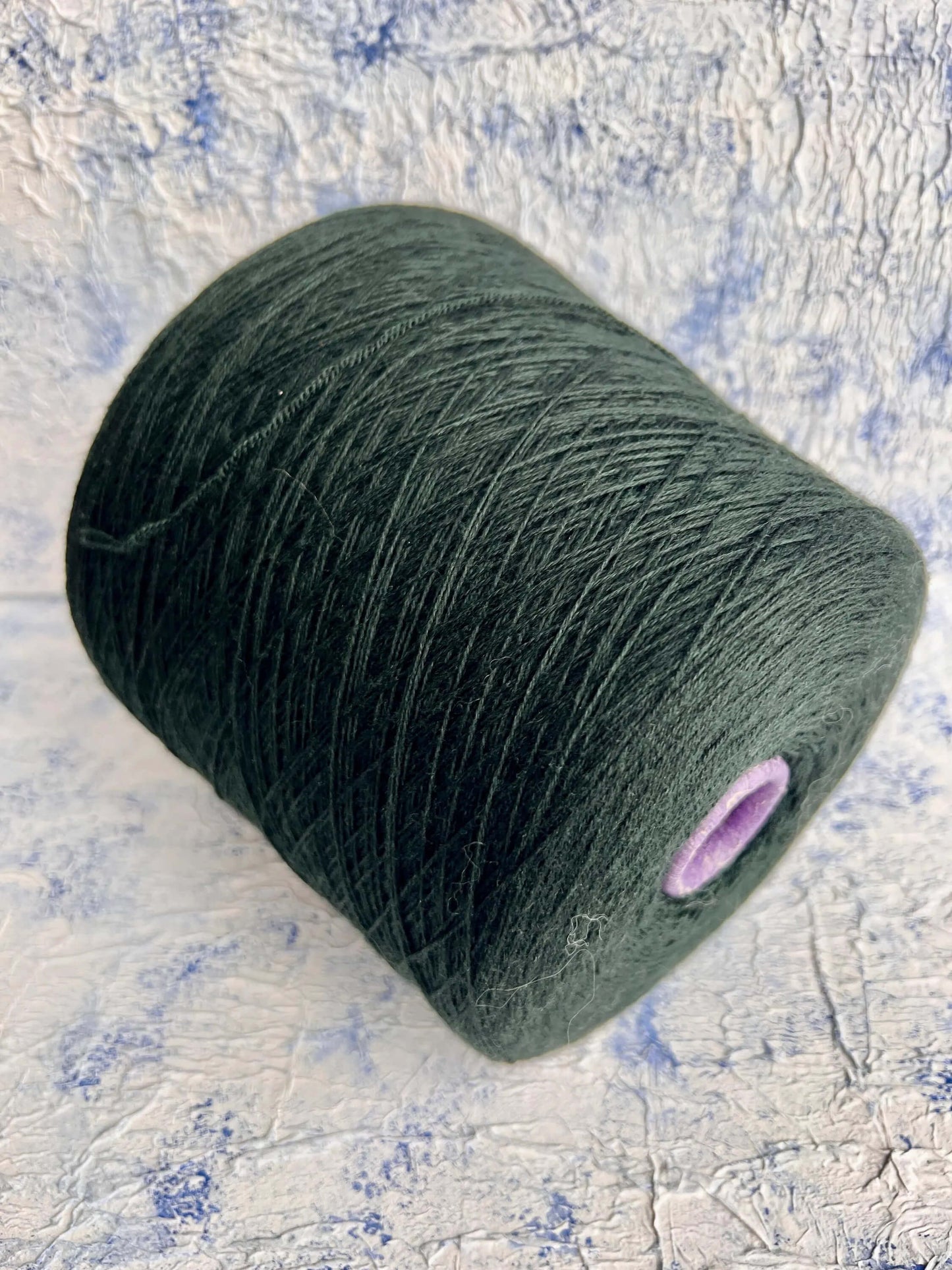 Merino 70%, Silk 30%, Nm 7000, Botto Poala, Color Dark Green. Per 100 gr