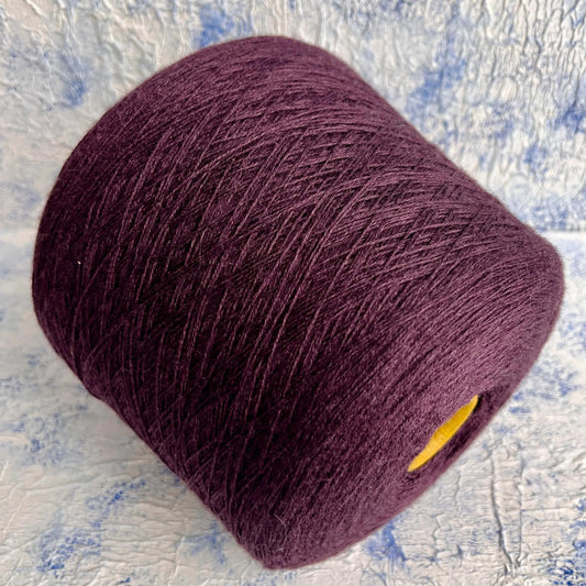 Merino 70%, Silk 30%, Nm 7000, Botto Poala, Color Dark Purple. Per 100 gr
