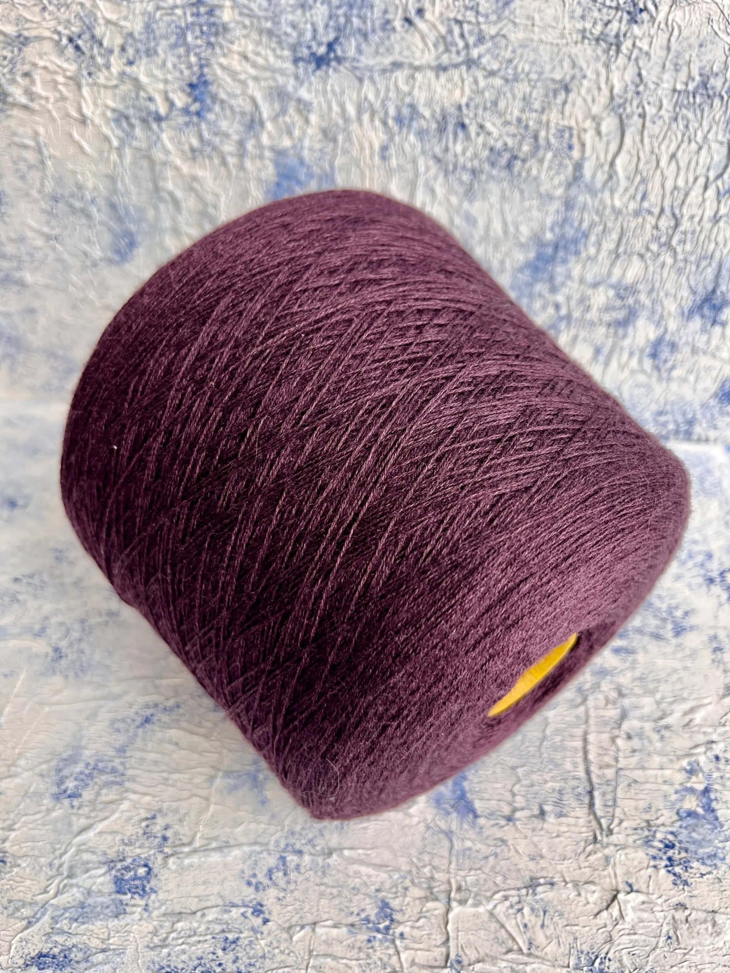 Merino 70%, Silk 30%, Nm 7000, Botto Poala, Color Dark Purple. Per 100 gr