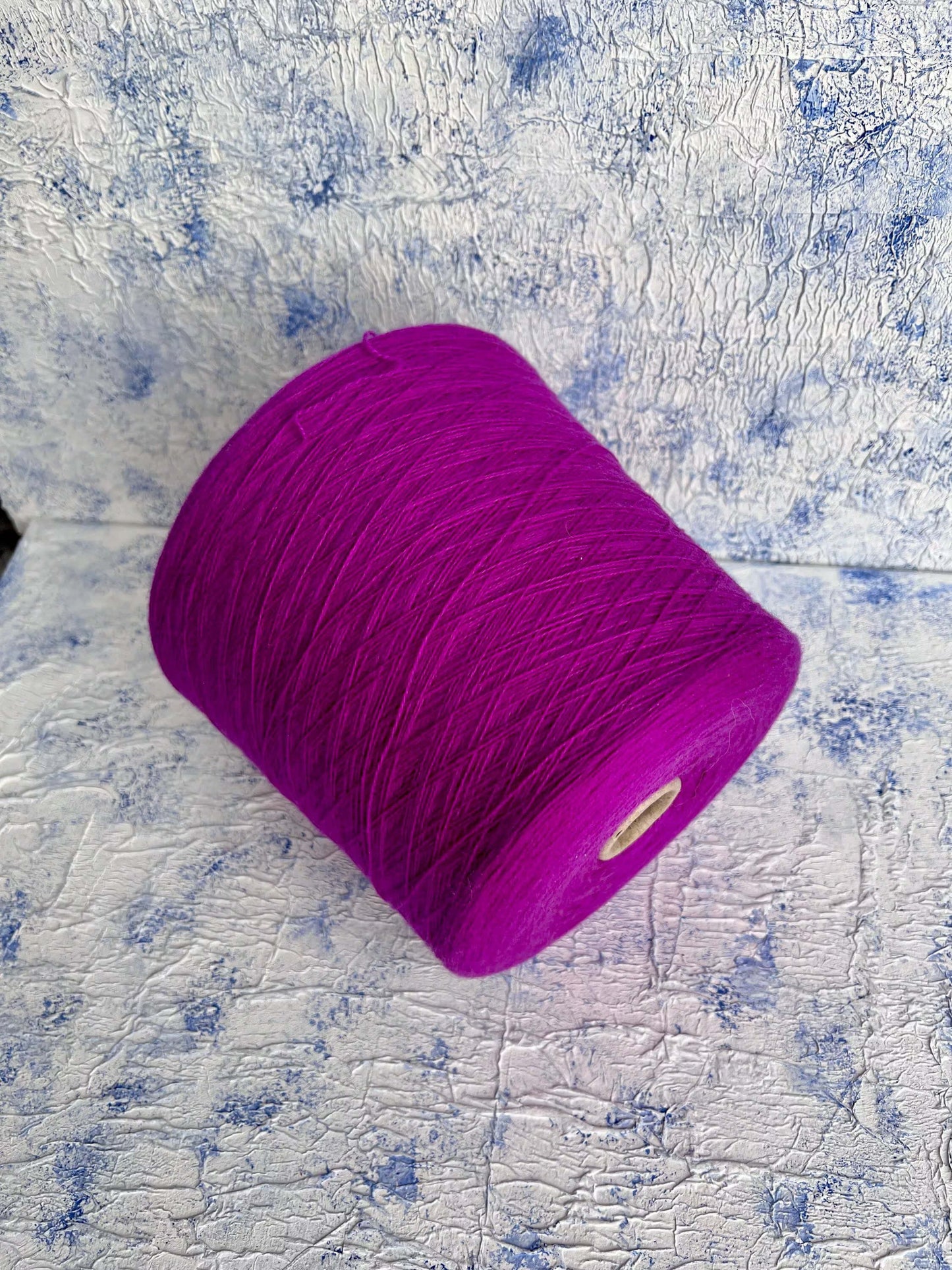 Cashmere yarn 100%, Loro Piana yarn -C552 39520, Violetto. Per 100 gr
