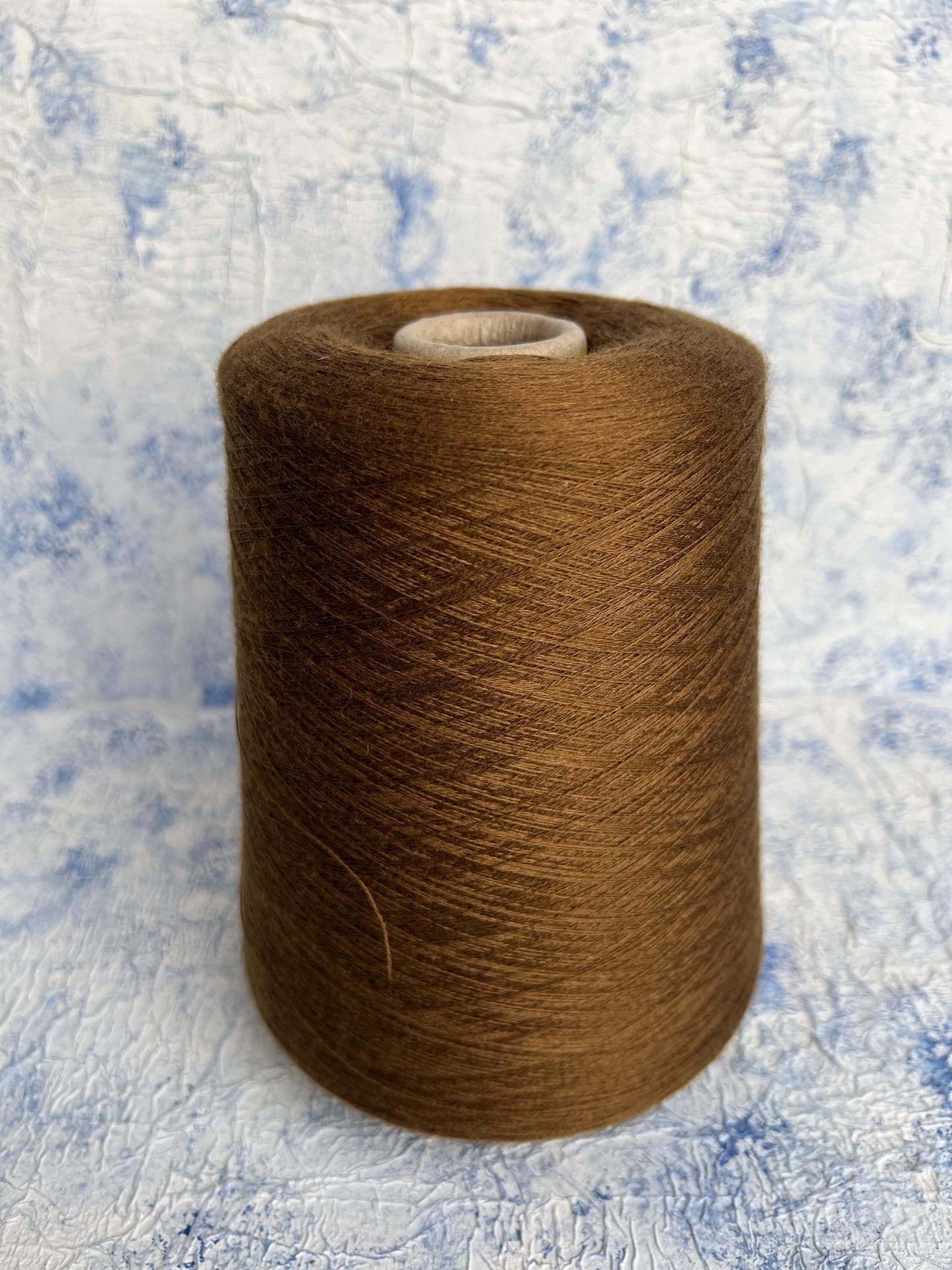 Cashmere yarn 70%, Silk yarn 30%,Royal Loro Piana, Color Brown.Per 100 gr