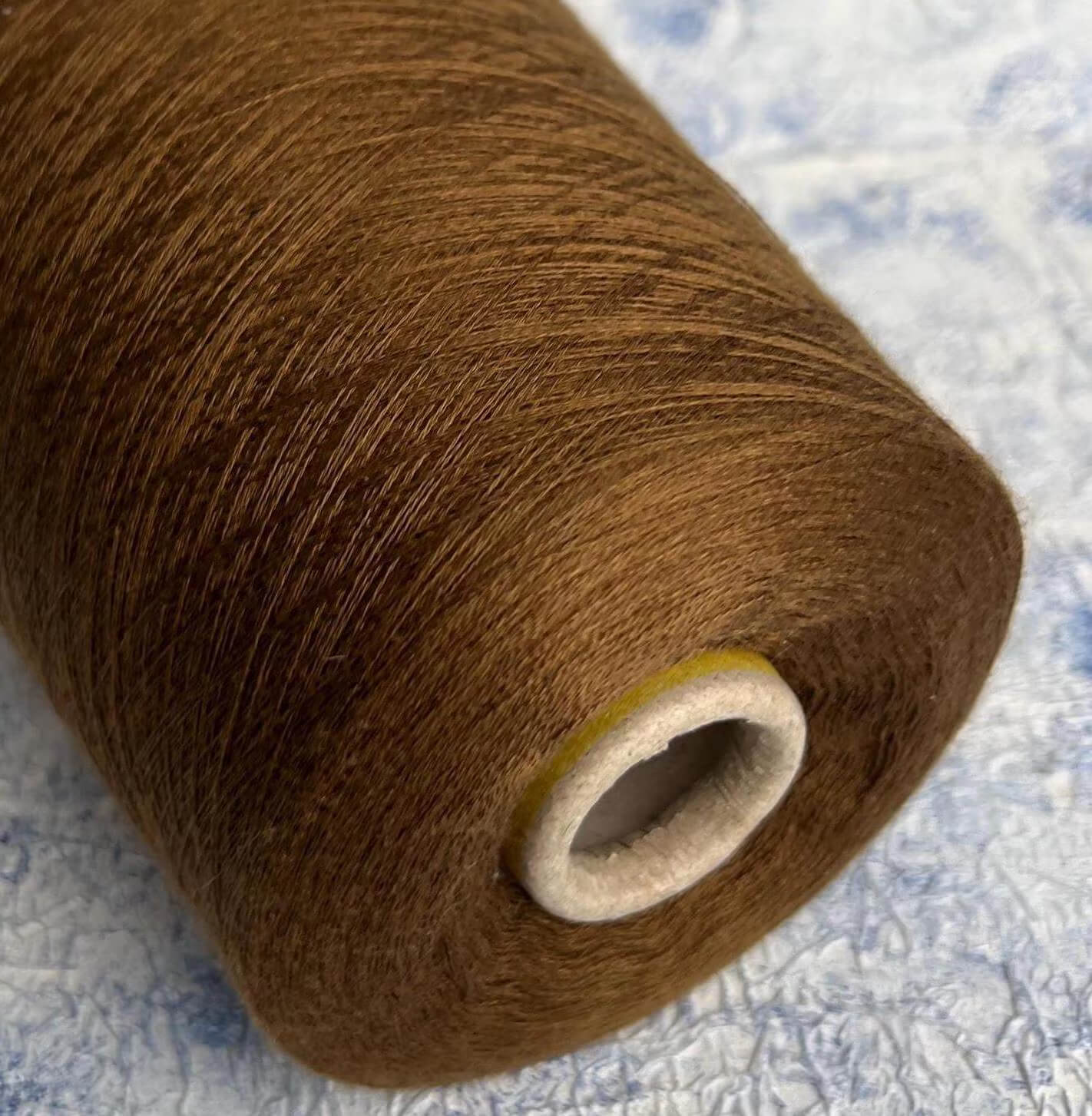 Cashmere yarn 70%, Silk yarn 30%,Royal Loro Piana, Color Brown.Per 100 gr