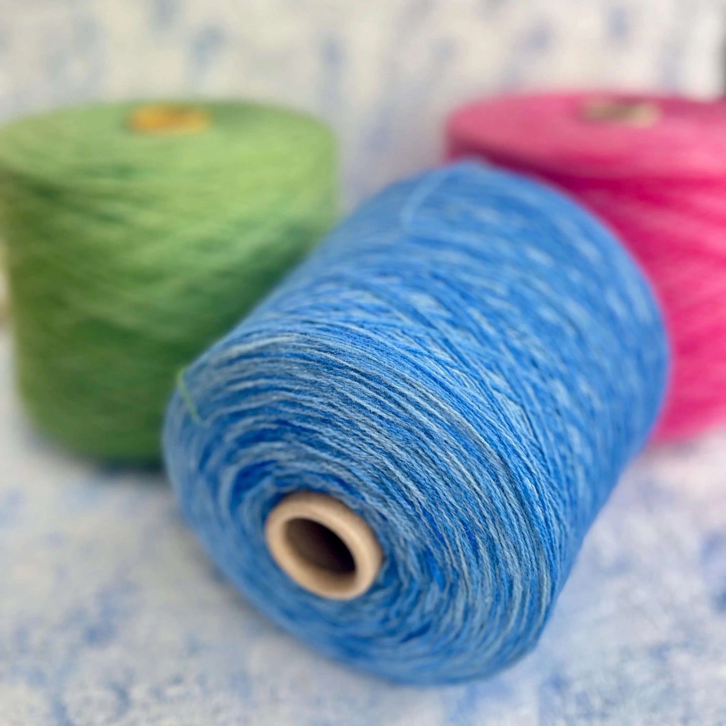 97% Cashmere, 3% Wool Yarn – Red & Pink, Per 100 gr