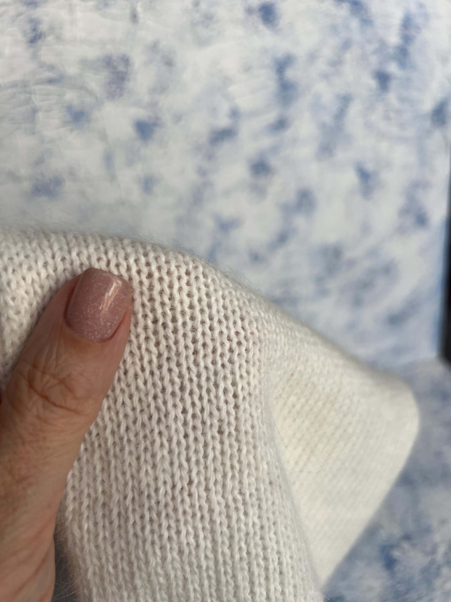 Angora Yarn 50%, 50% Pa yarn, Serena, Color-White. Per 100 gr