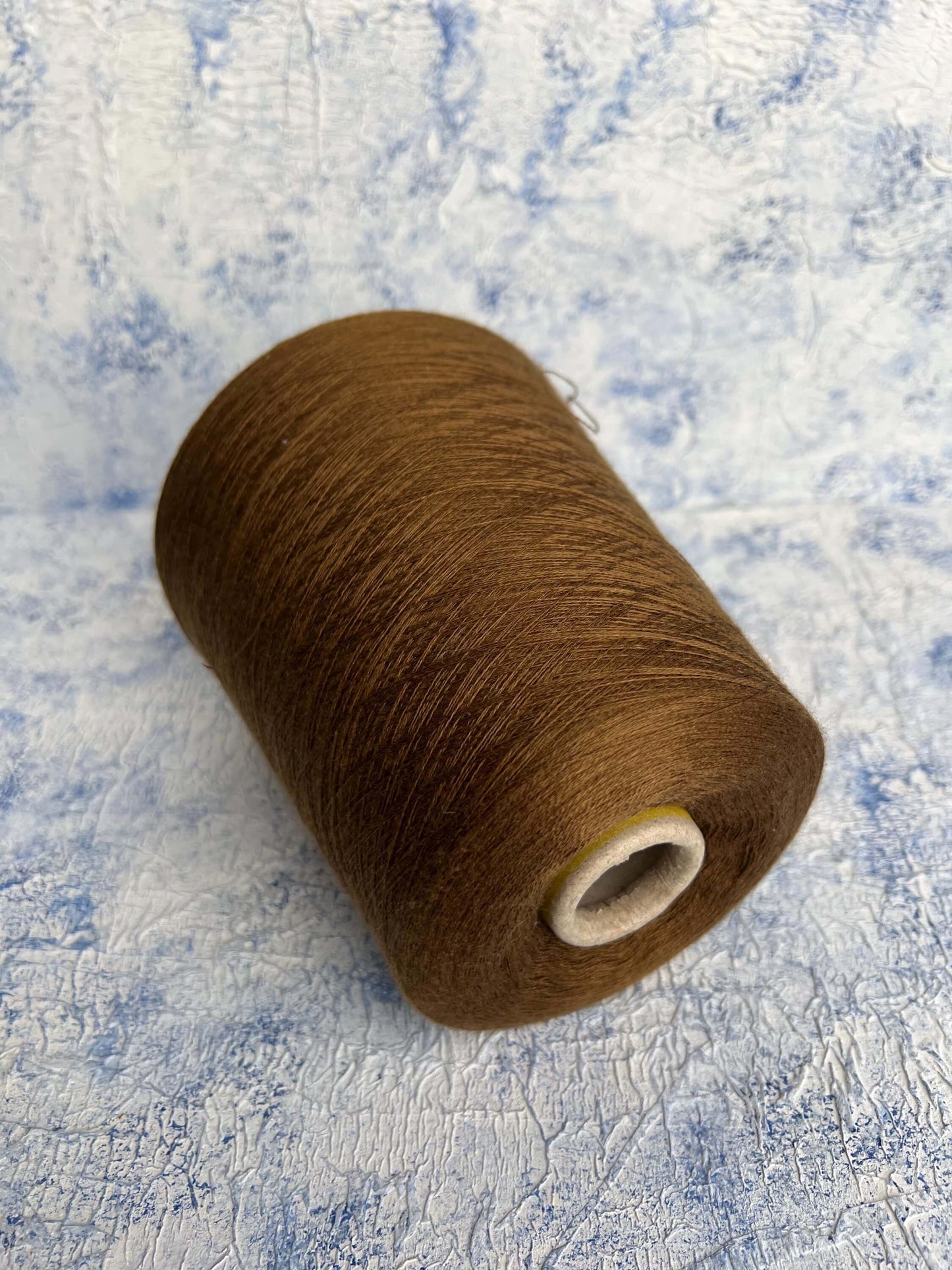 Cashmere yarn 70%, Silk yarn 30%,Royal Loro Piana, Color Brown.Per 100 gr