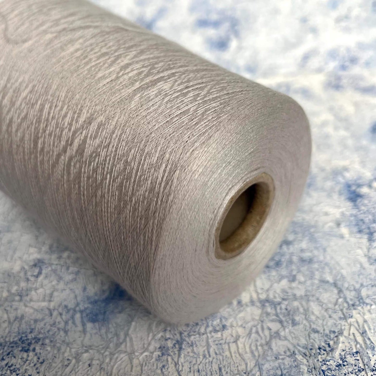 Cashmere 70% & Silk 30% Yarn ,Loro Piana-Royal, Color Beige Chiaro.Per 100 gr