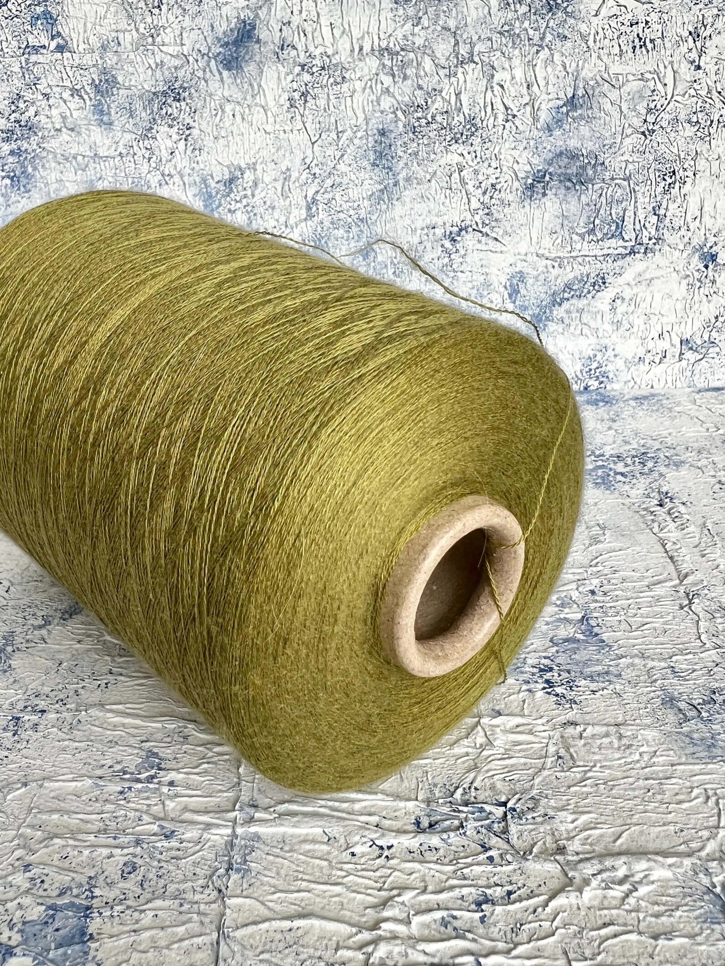 Cashmere 70%, SE 30%, Loro Piana - Royal, Color Oliva. Per 100 gr