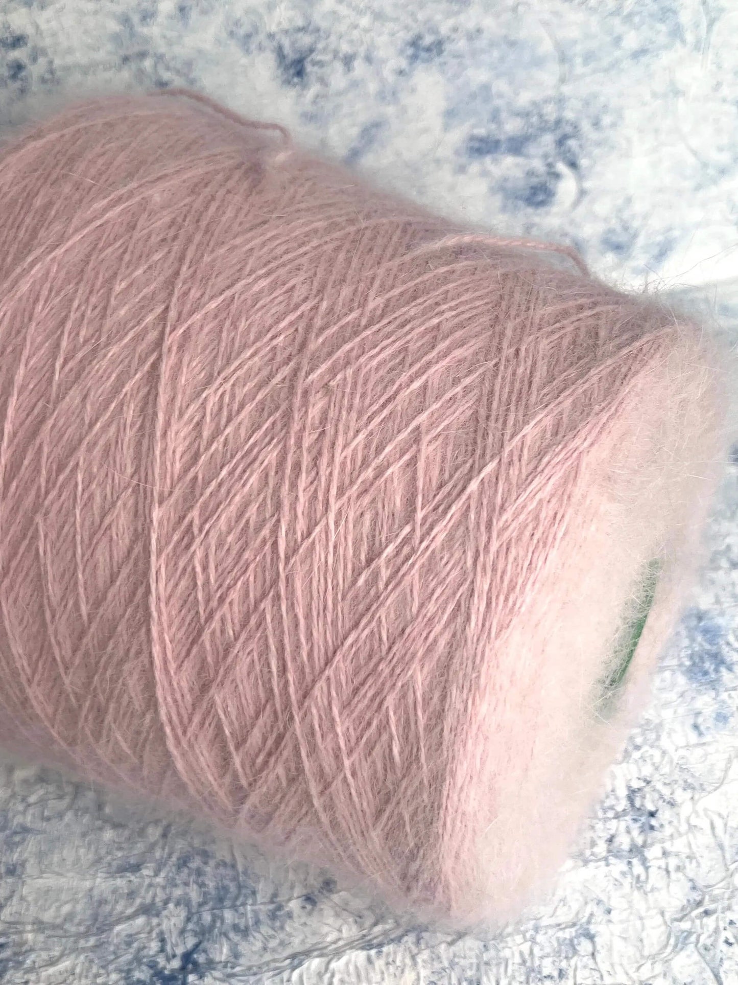 Angora yarn 80%,Poliamide Yarn 20%,Color Rosa. Per 100 gr