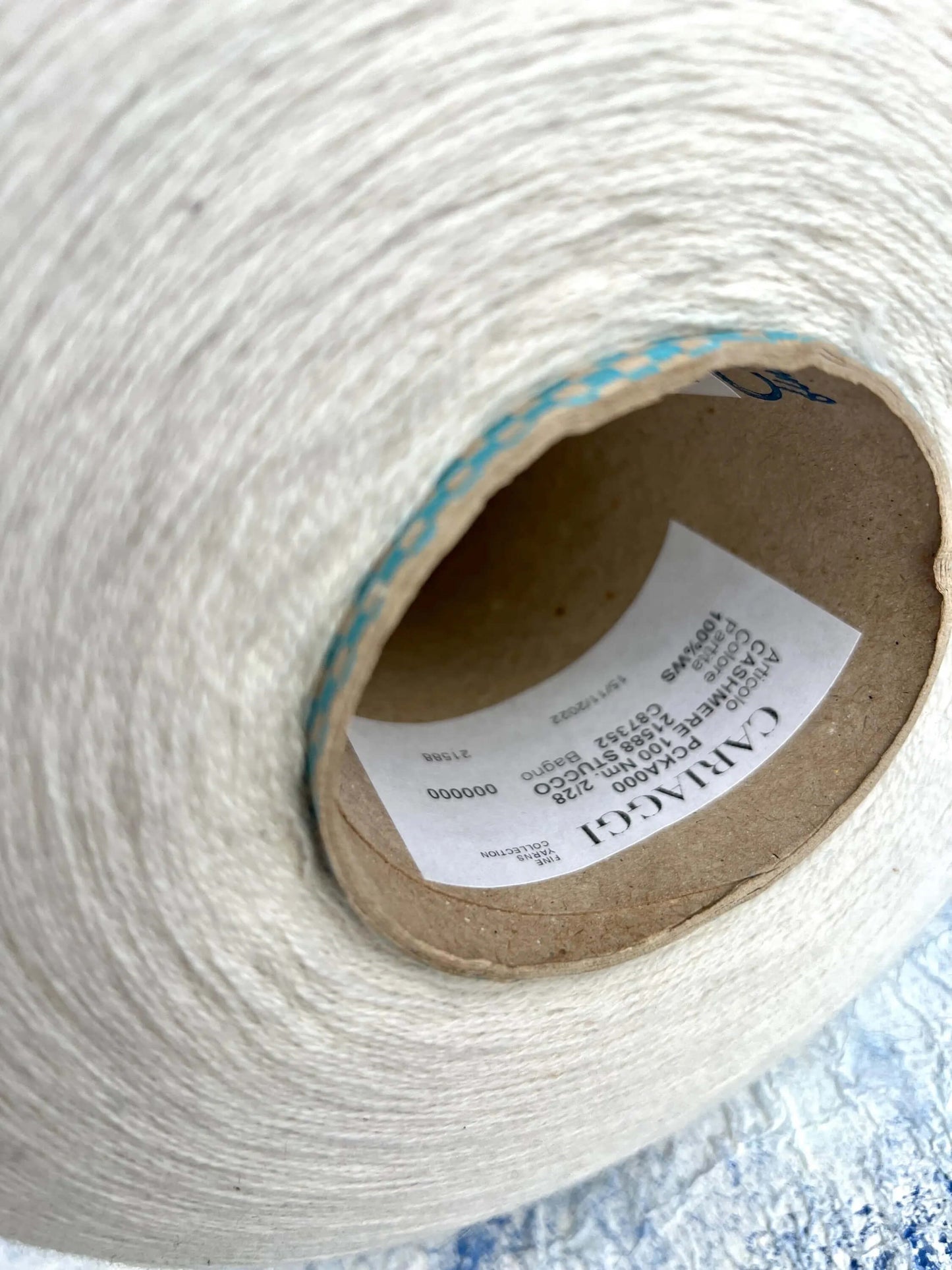 Cashmere yarn 100%, Cariaggi yarn on cone, Color White. Per 100 gr