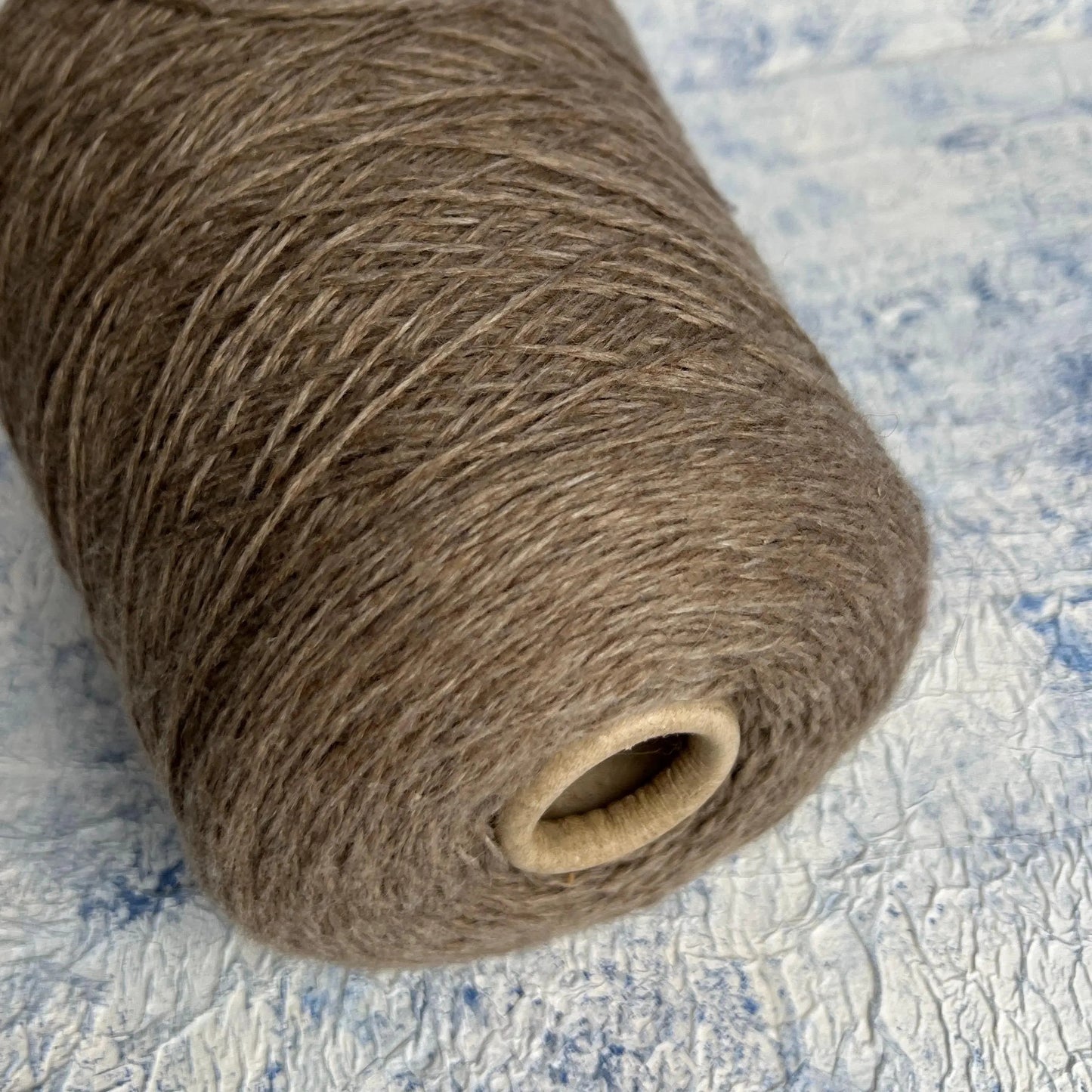 Cashmere 85% & Merino 15% Yarn,Loro Piana yarn, Color Camel.Per 100 gr