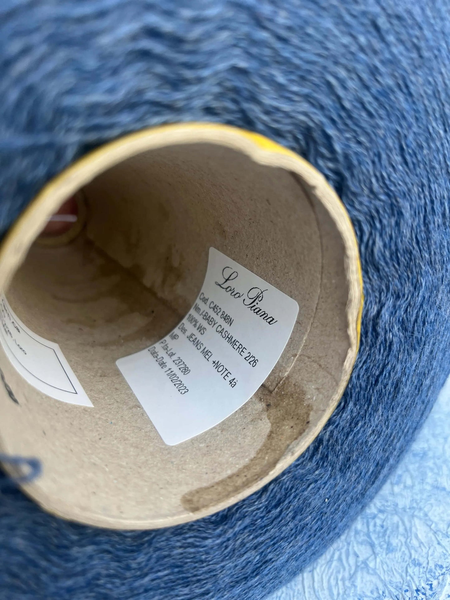 Baby Cashmere yarn 100%, Loro Piana yarn. Jeans Mel. Per 100 gr