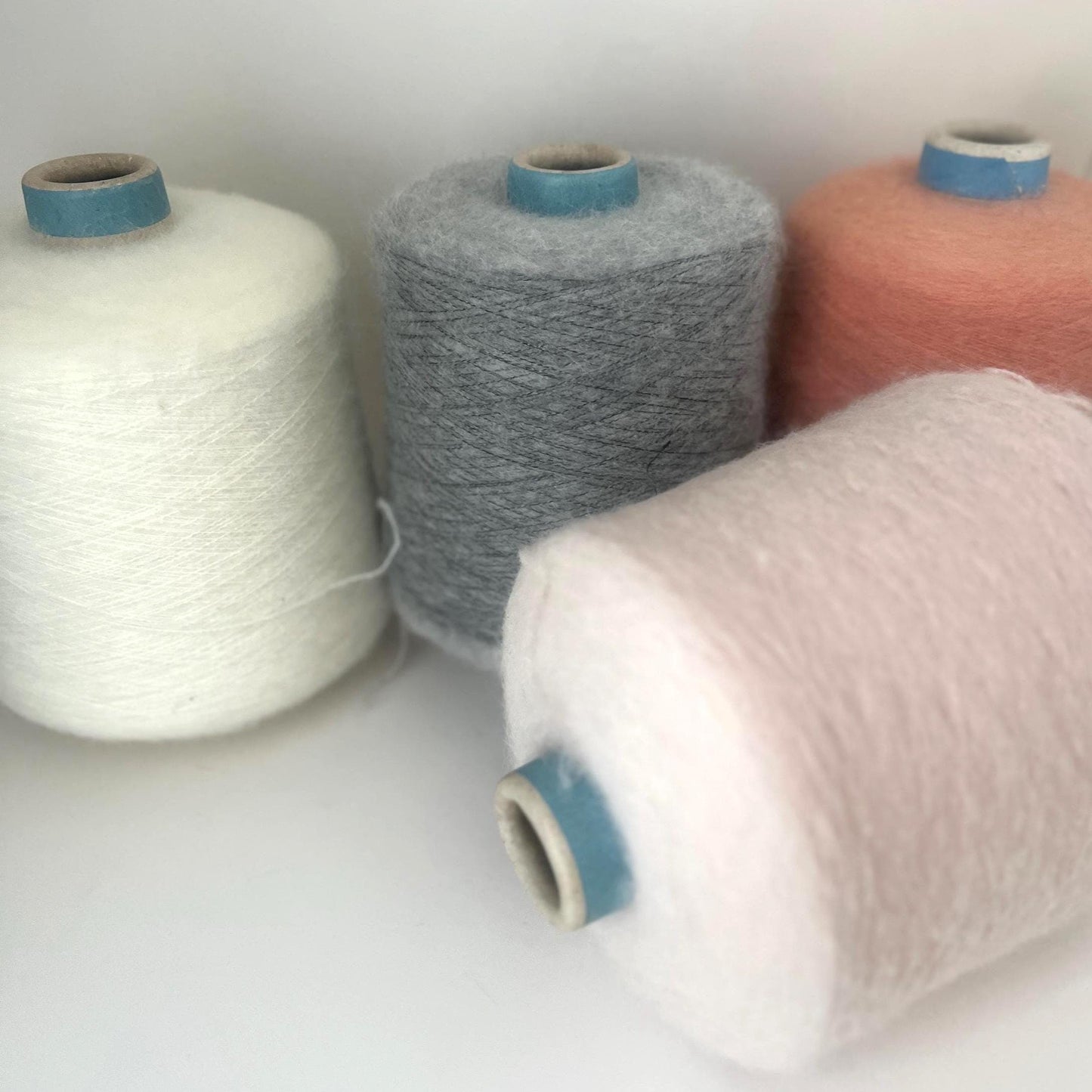 Sesia Baby Alpaca Fluffy Yarn Blend Italy–NM 1/9500. Orange.Per 100 gr