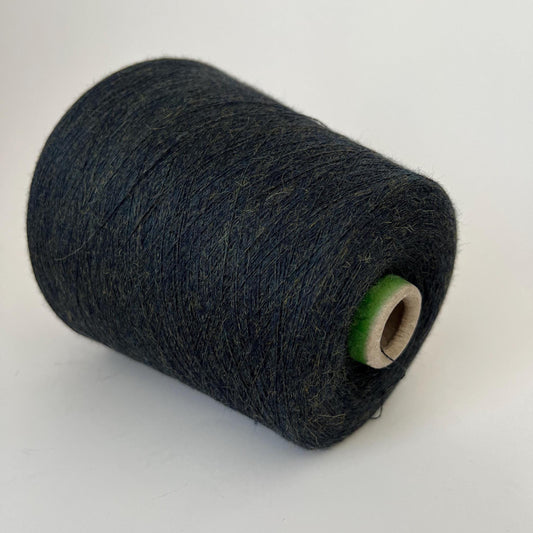 Cashmere 60% & Baby Alpaca 40% yarn,Loro Piana, Color Verde Mel.Per 100 gr