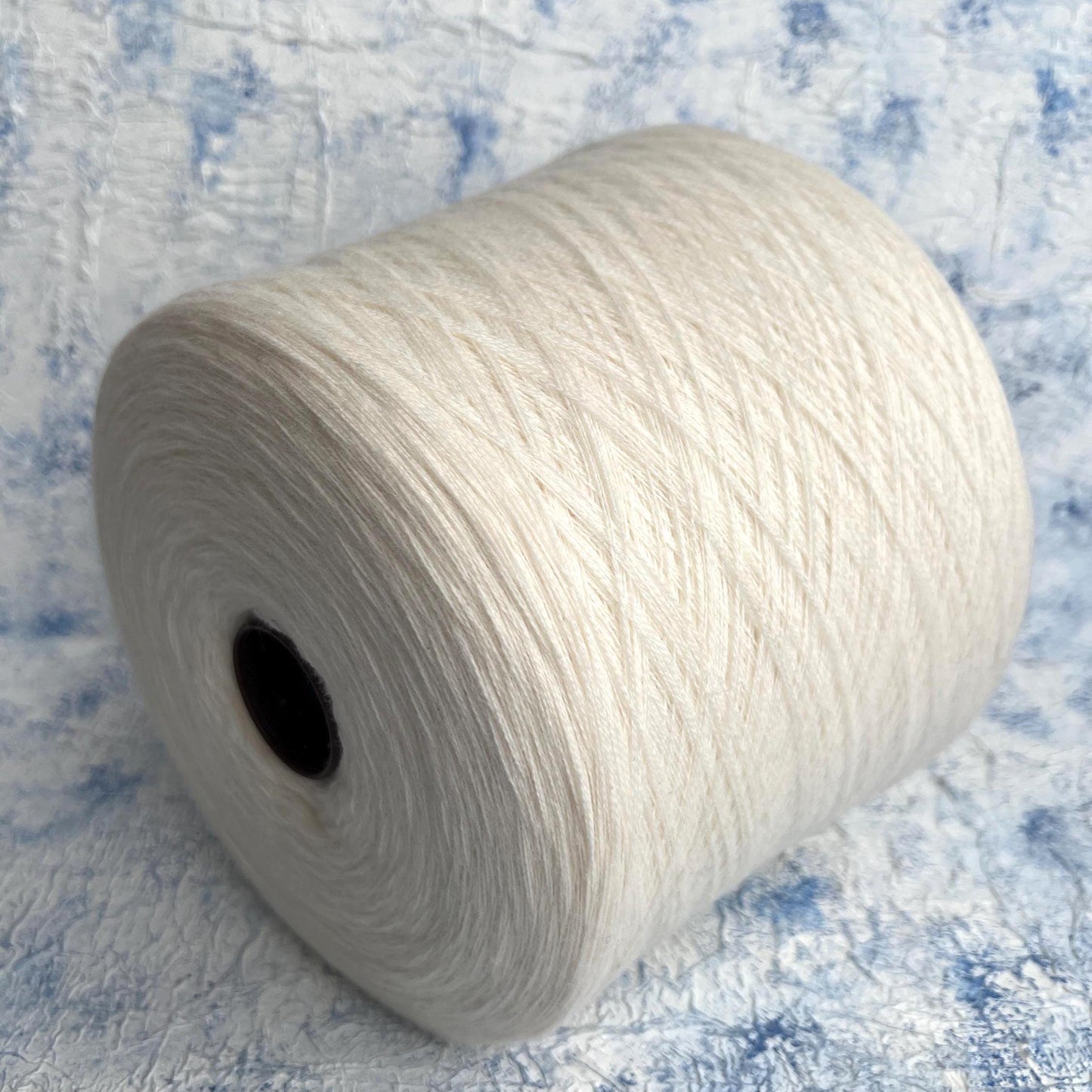 Zegna Baruffa 100% Merino Lace Yarn – NEW GEELONG. White.Per 100 gr