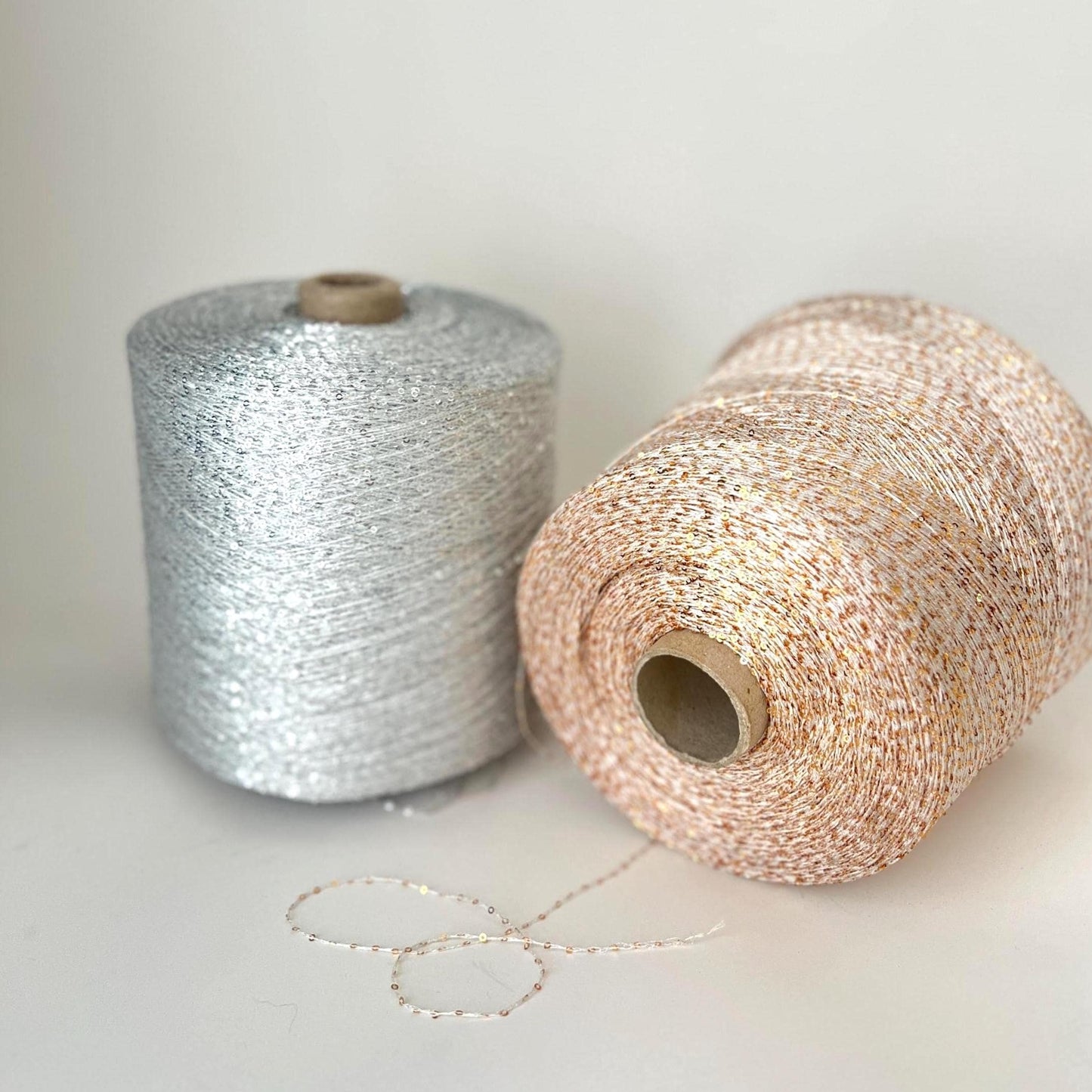Paillettes Sequin Yarn Antares White Gold – Italian Sparkling Yarn