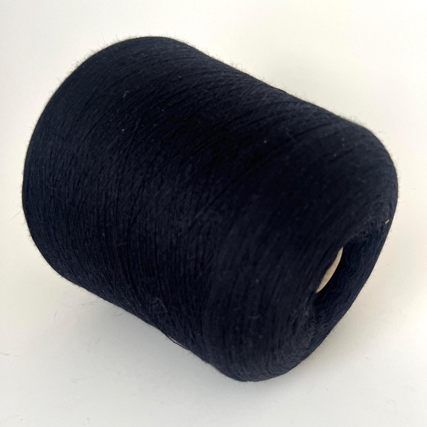 Loro Piana 100% Merino Yarn – Wish Black Lace Cone Yarn. per 100 gr