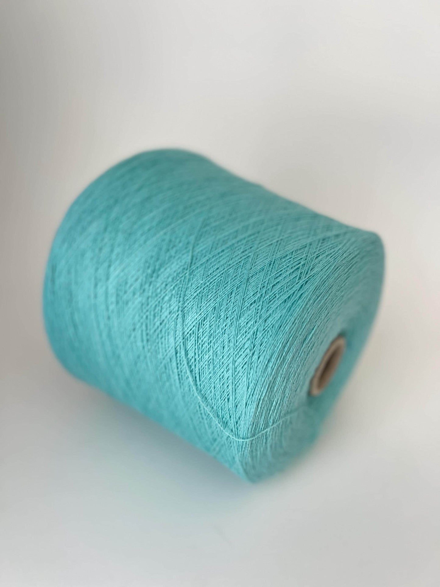 100% Cashmere Lace Yarn Cone Todd&Duncan 2/28 – Crest. Per 100 gr
