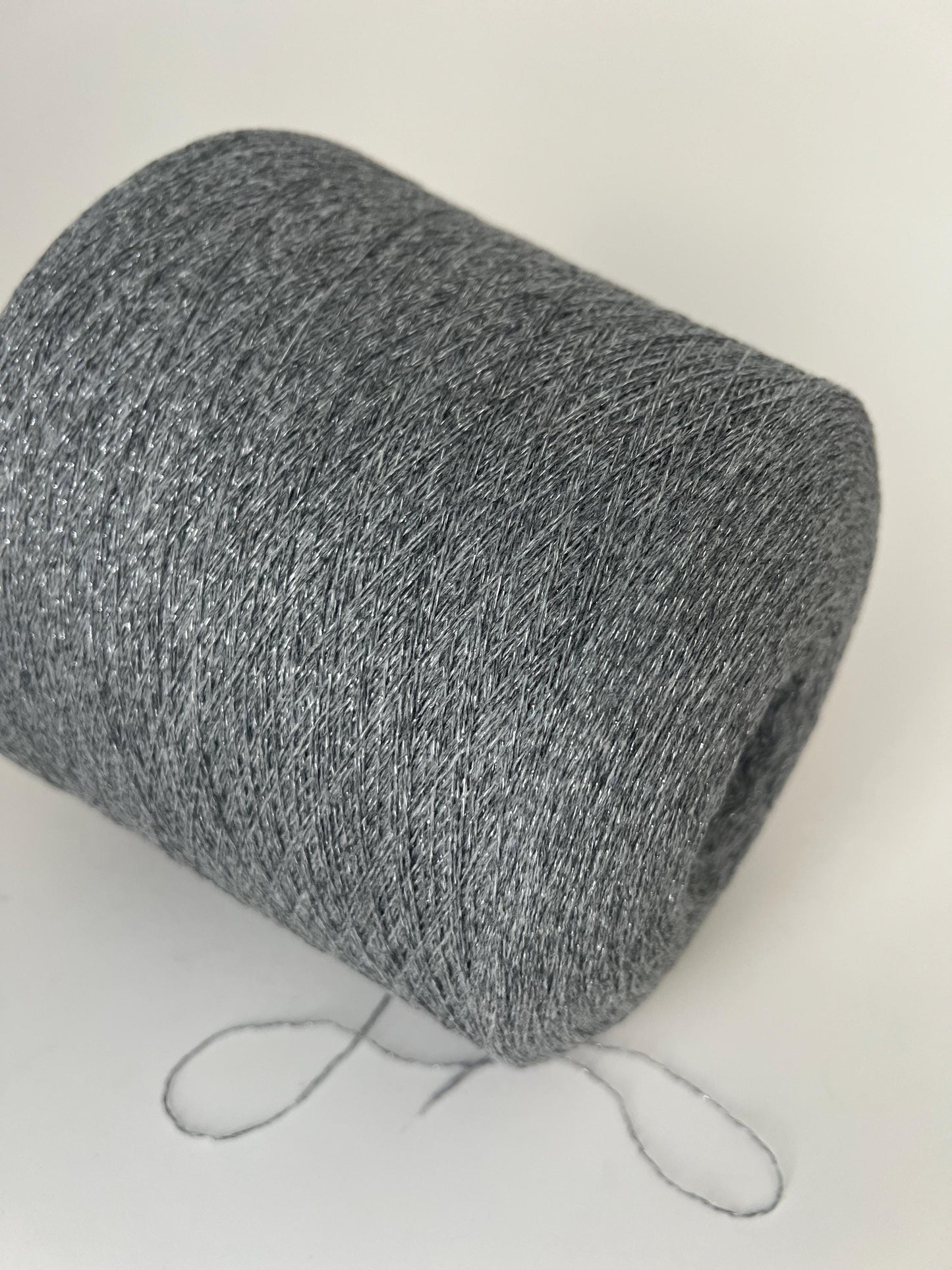 Cashmere 85% PL 9% PA 6%.Cash Lurex,Loro Piana, Color Fuori.Per 100 gr