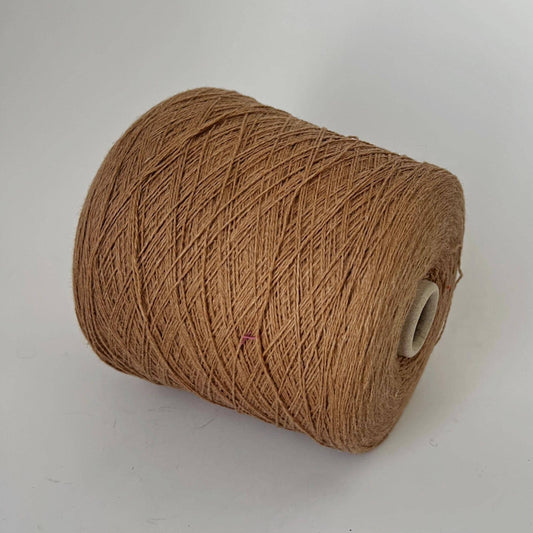 Freedom Royal Alpaca Blend Yarn 70/30 Italy. Color Cammello.Per 100gr