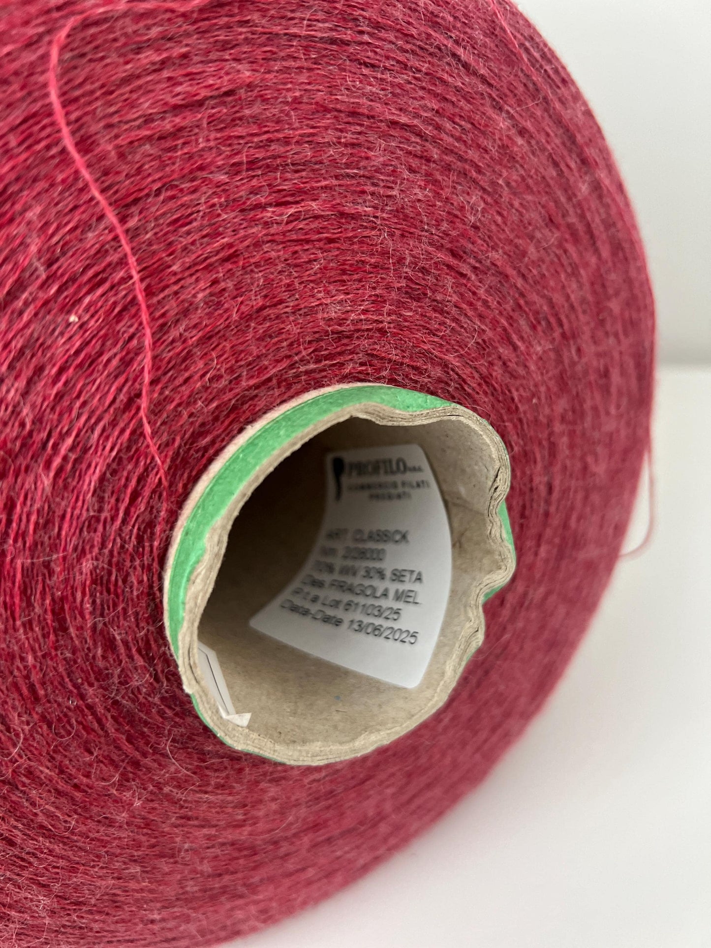 70% Merino&30% Silk yarn,Nm 2/28.PROFILLO,Color Fragola.Per 100gr