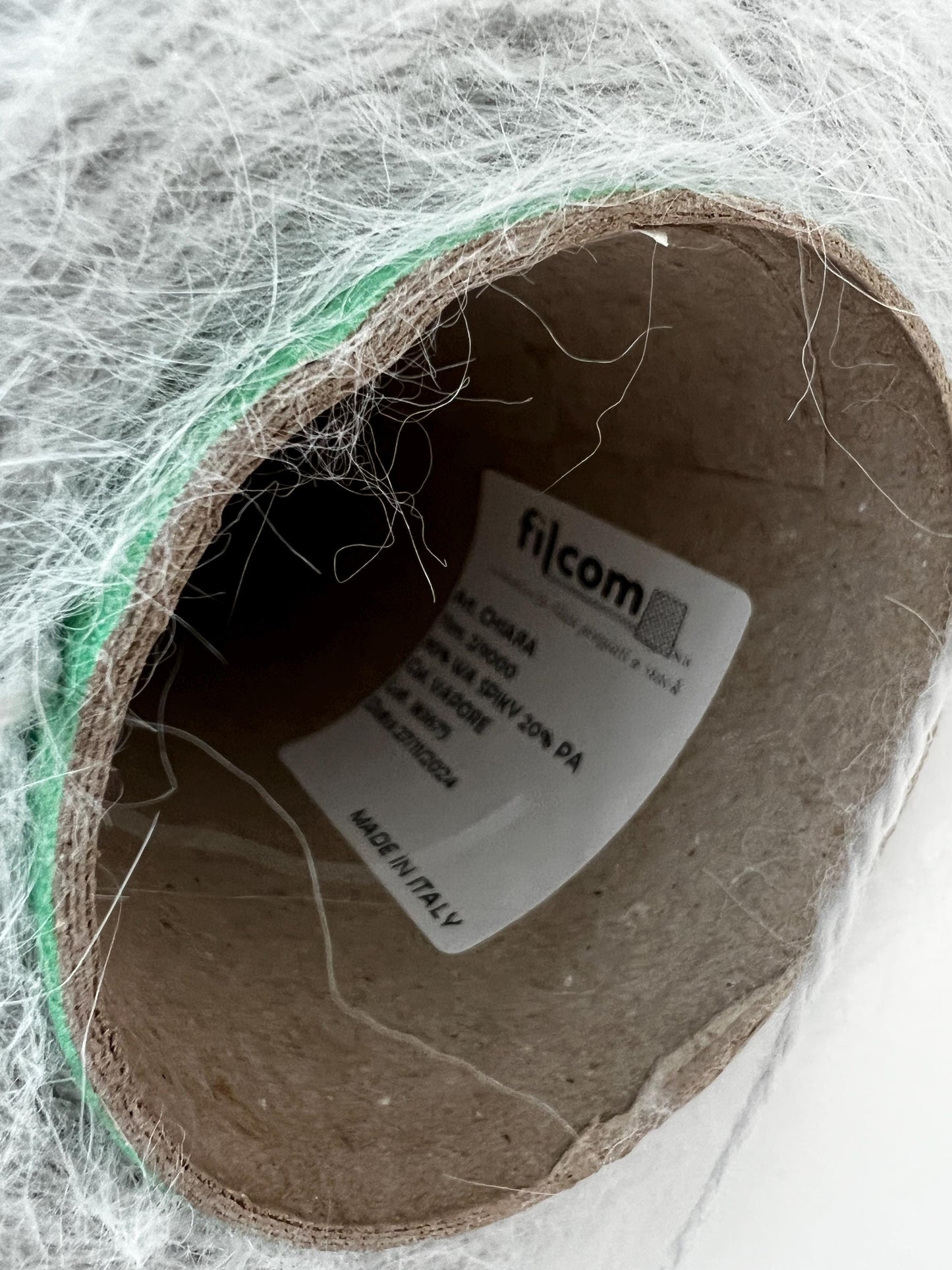 Italian Angora Rabbit Yarn 80% Angora 20% PA Nm2/9 - Vapore. Per 100 gr