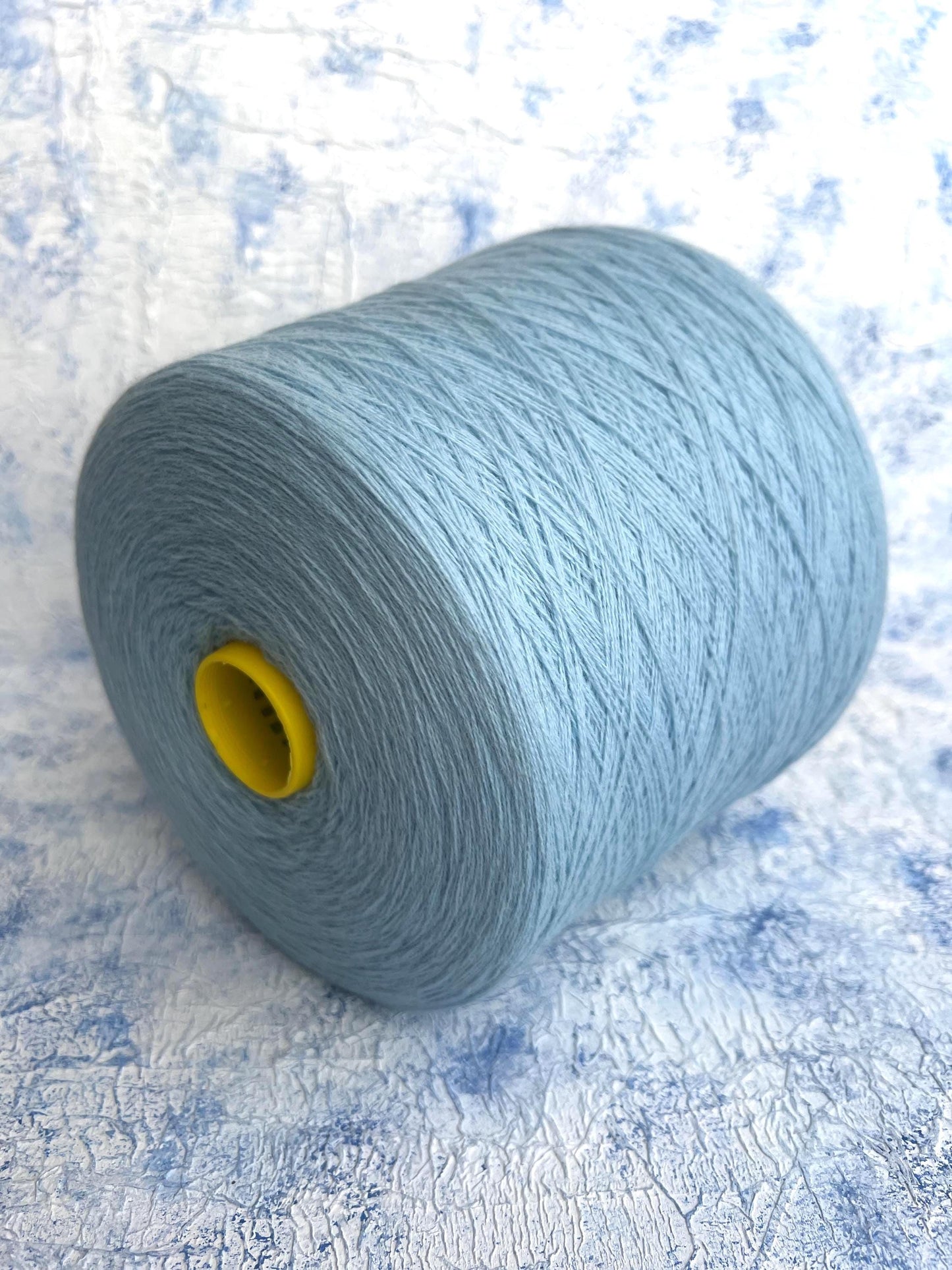 Cashmere Lace Yarn 2/28 Cielo – Todd & Duncan yarn on cone.Per 100 gr