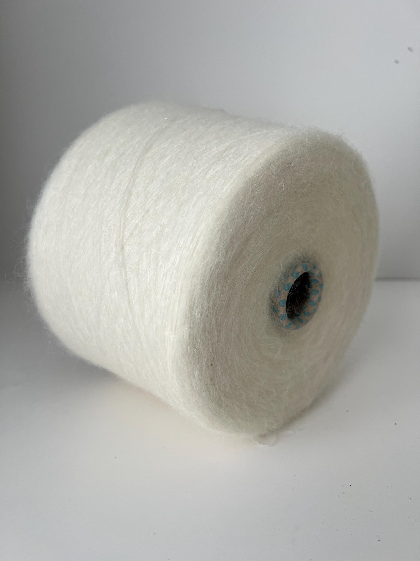 Super KidMohair 70%,NY 30% Yarn,Profilo GIOIA.Yarn for knitting-White