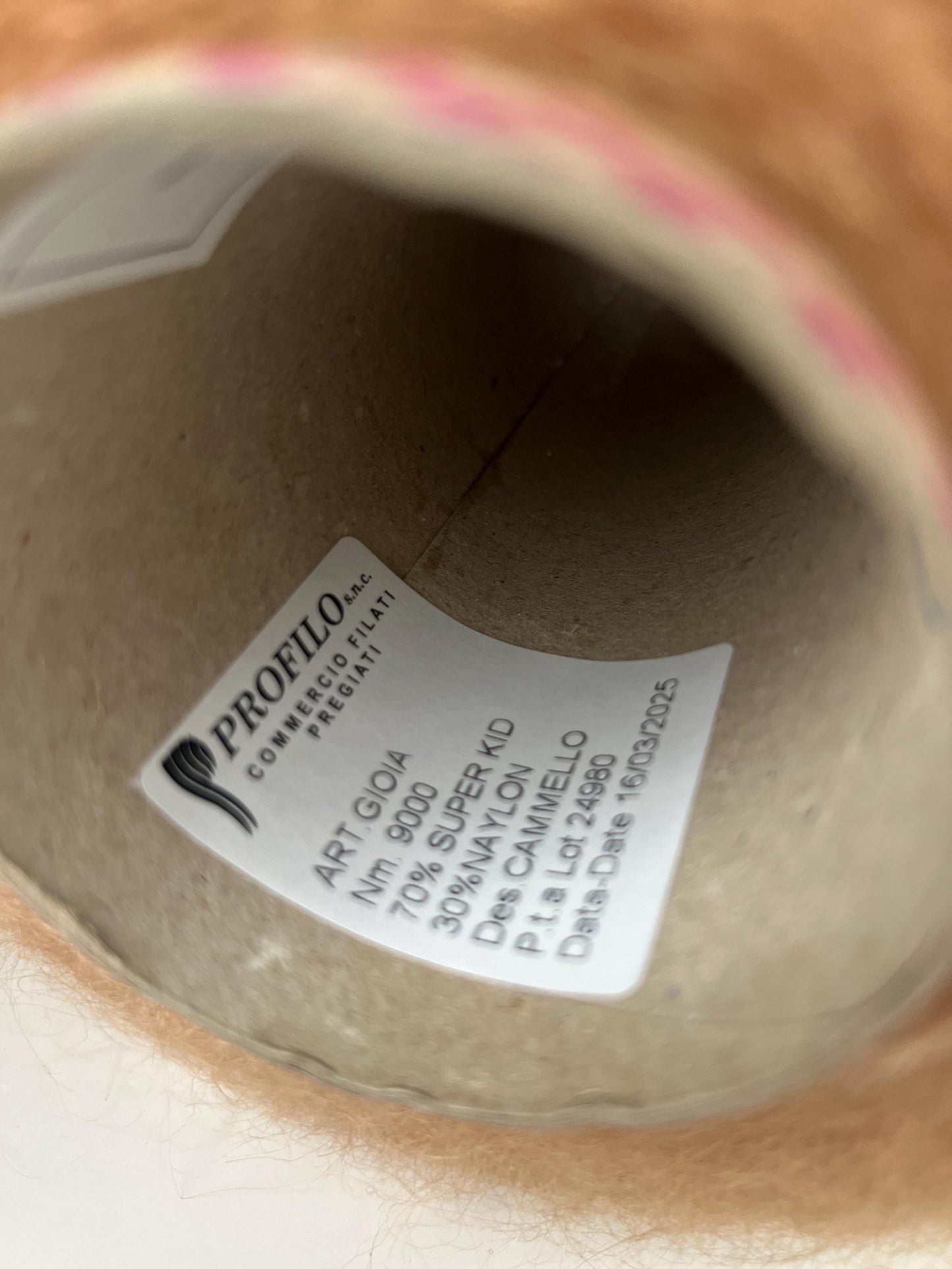 SuperKidMohair 70%, NY 30%, Profilo GIOIA, Nm 9000-Camello.Per 100 gr