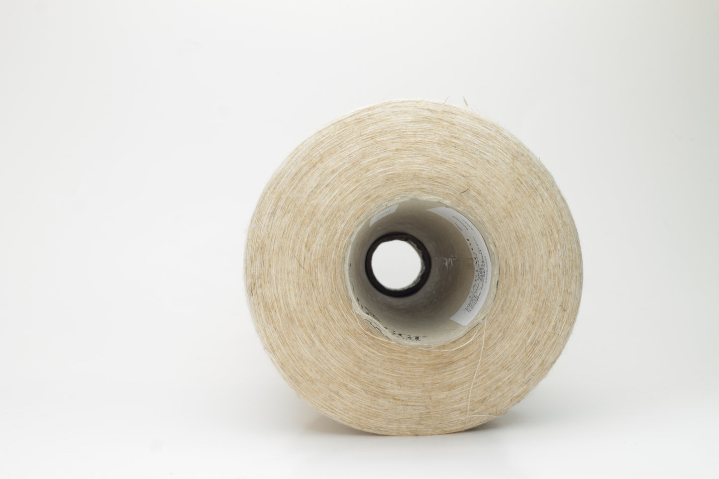 Cashmere 40%, Silk 30%, Lino 30%. Nm 2/56, Cariaggi yarn, color Beige