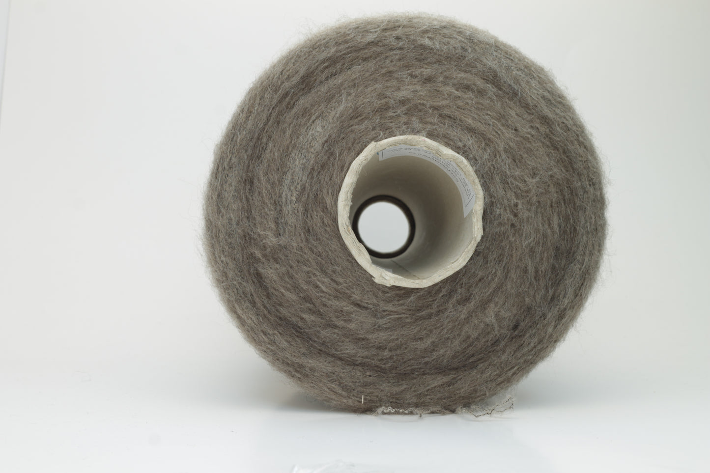 Yak yarn 22% & 54% Merino yarn & 19% PA, 5% EA. Color Brown