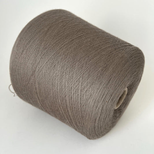Loro Piana 100% Merino Yarn – Wish Beige Lace Cone Yarn. per 100 gr