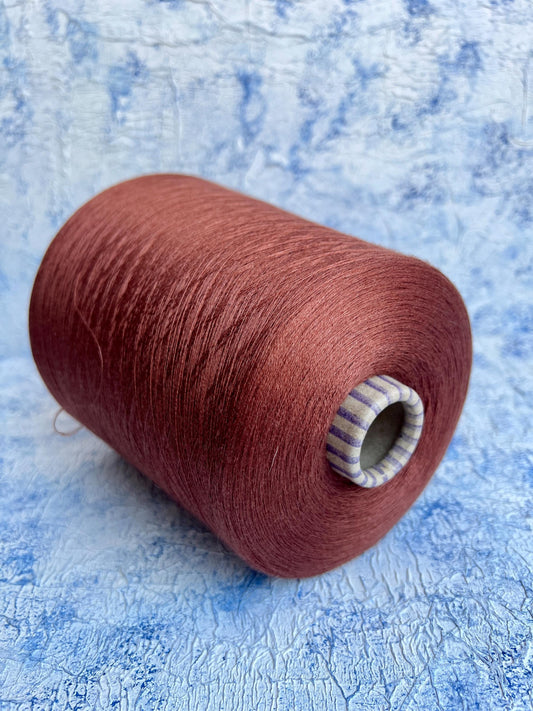 Cashmere 70% & Silk 30% Yarn for knitting, Filatura,color Cinta. Per 100 gr