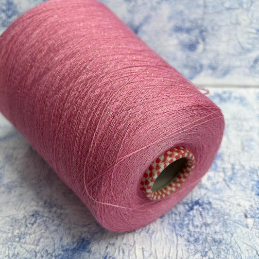 Merino yarn 80%, Lurex yarn 20%,Galaxia Gold Cariaggi,Color Pink. Per 100 gr