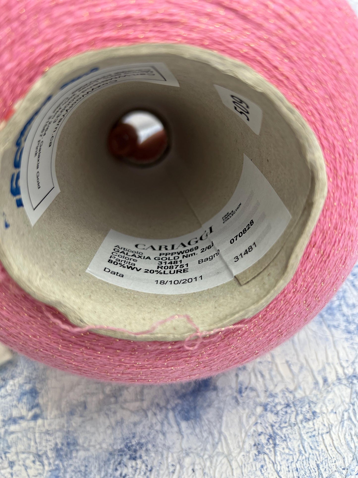 Merino yarn 80%, Lurex yarn 20%,Galaxia Gold Cariaggi,Color Pink. Per 100 gr