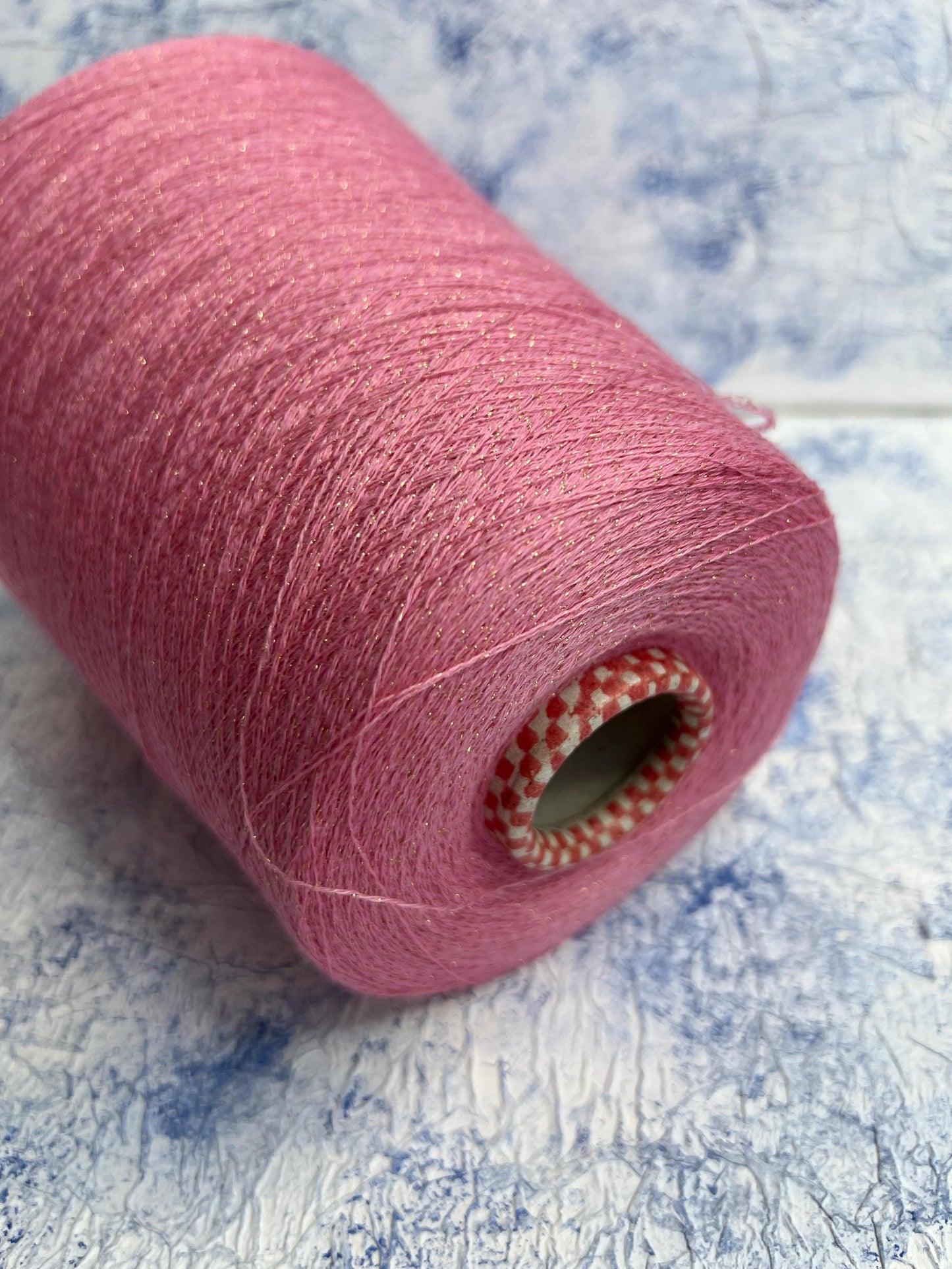 Merino yarn 80%, Lurex yarn 20%,Galaxia Gold Cariaggi,Color Pink. Per 100 gr