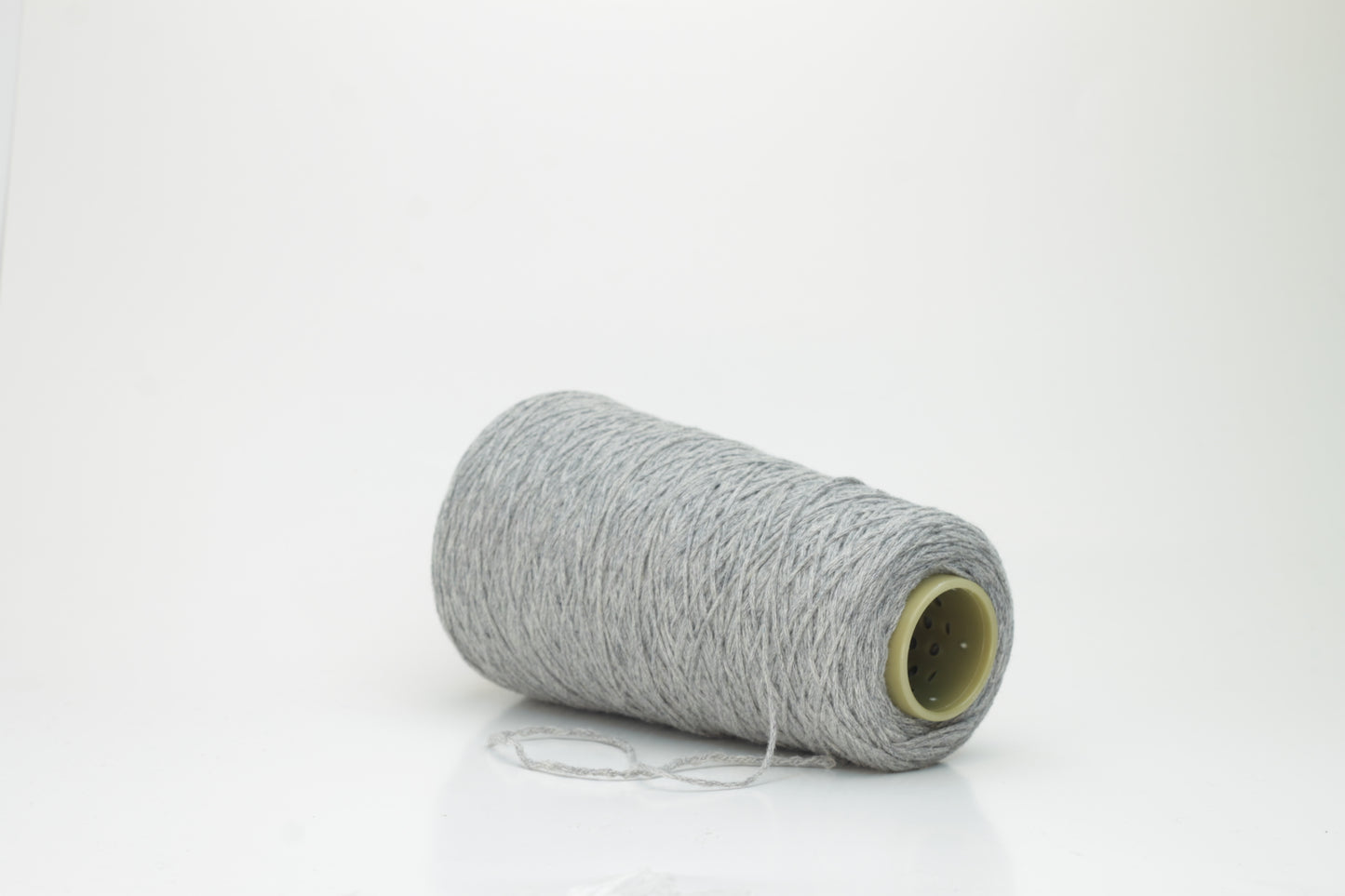Cashmere 100% Nm 3500, Filati biagioli modesto yarn, Porfido. Lot 160 gr