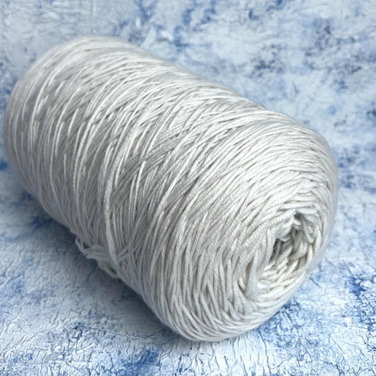 100% Merino wool yarn, IGEA Aquila yarn on cone, Color White. Per 100 gr