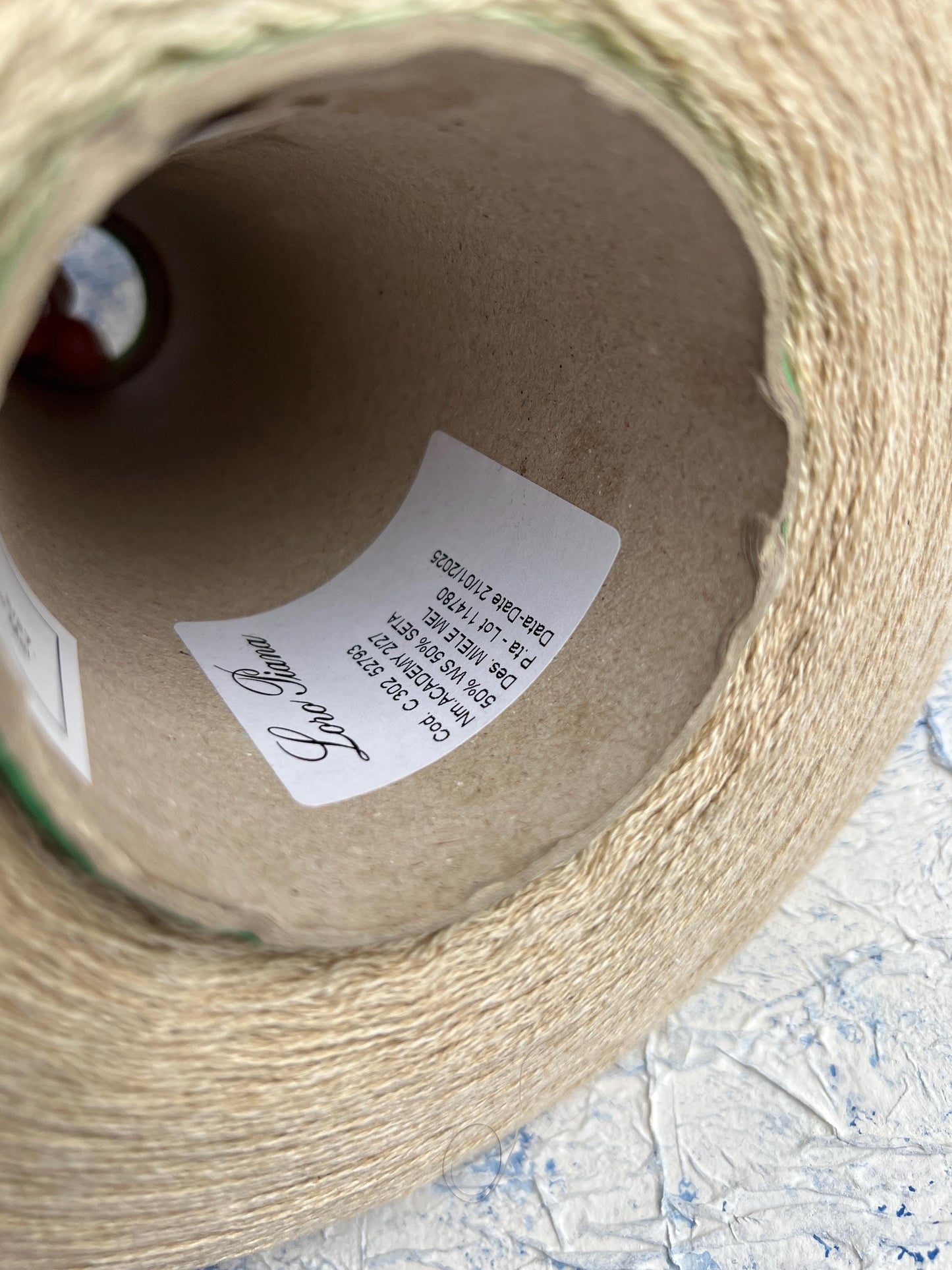 Cashmere Silk Lace Yarn. Loro Piana Academy. Per 100 gr