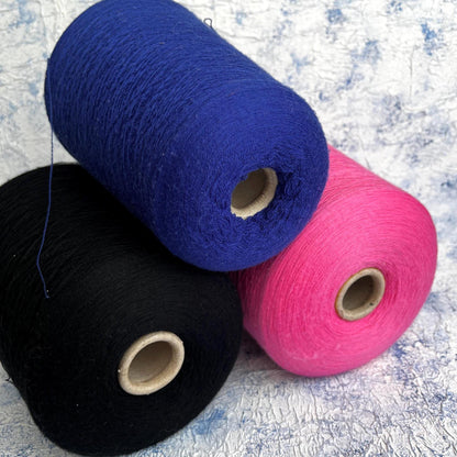 Merino yarn 100%,Loro Piana Malfile yarn on Cone,Fuxia.Per 100 gr