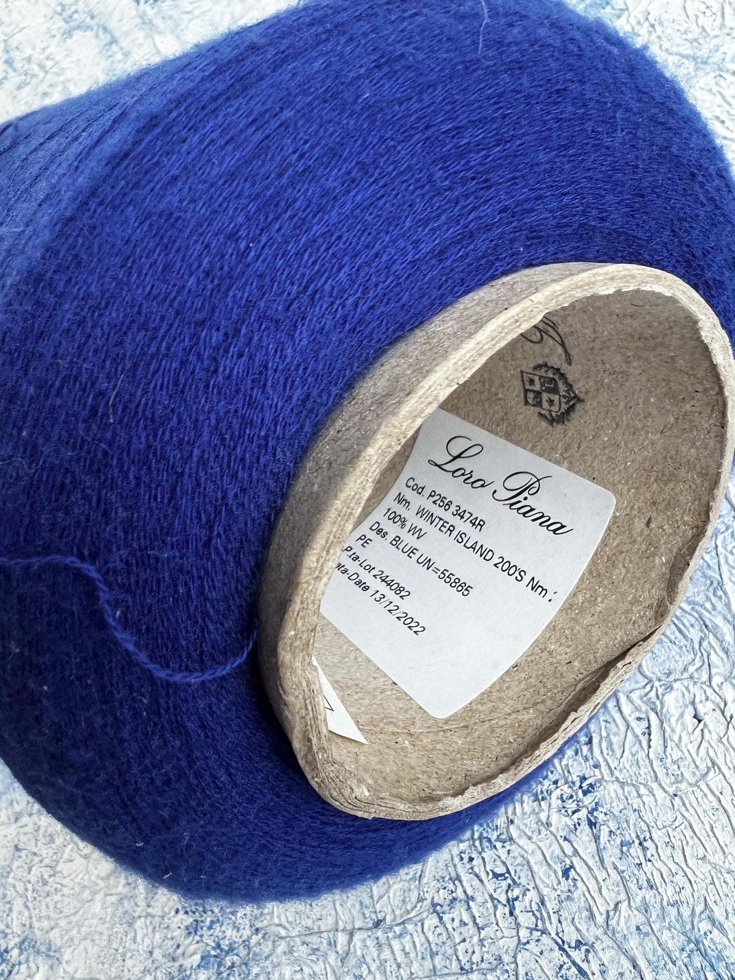 Merino yarn 100%,Loro Piana Malfile yarn on Cone, Blue. Per 100 gr