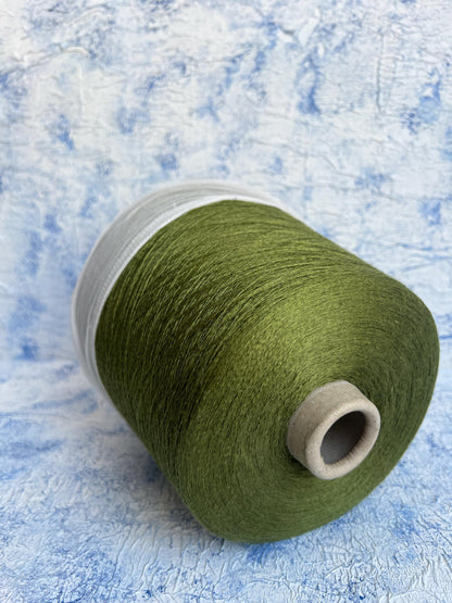 Linen yarn  83% & Silk yarn 17%. Yarn for knitting. Green.Per 100 gr