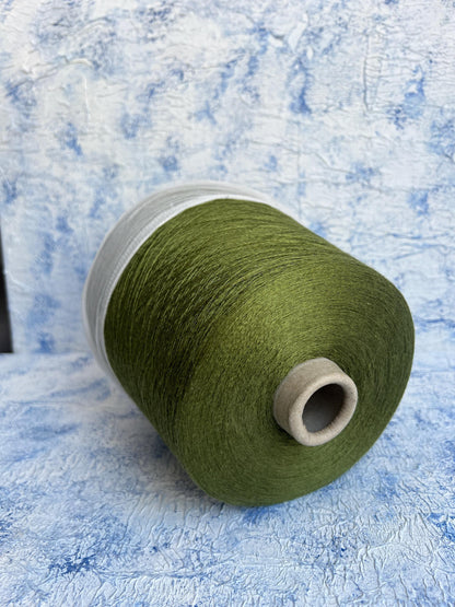 Linen yarn  83% & Silk yarn 17%. Yarn for knitting. Green.Per 100 gr
