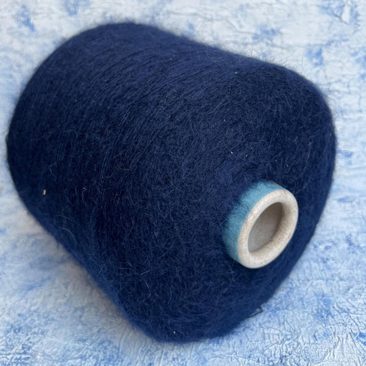 Kid Mohair yarn 70%, Silk yarn 30%, Nm 8.5 - Dark Blue. Per 100 gr