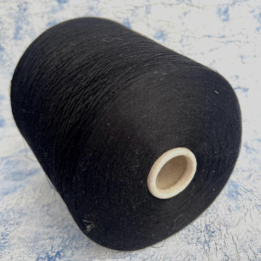 Silk Yarn 100%, Selinde silk yarn. Sesia, Color Black. Per 100 gr