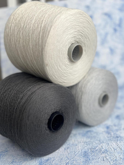 Cashmere yarn 100%, Yarn on Cone, Todd&Duncan - Nuage. Per 100 gr