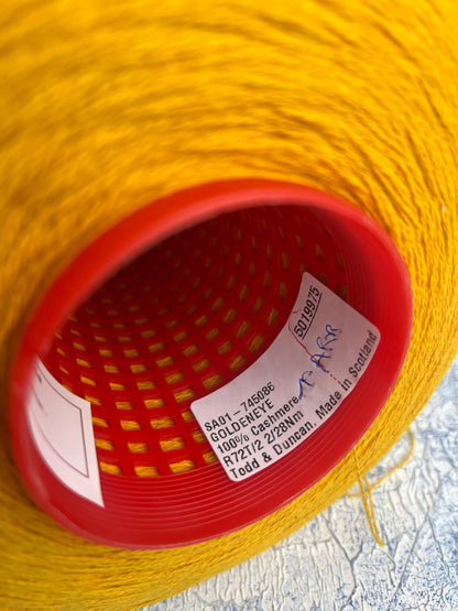 Cashmere yarn 100%, Yarn on Cone, Todd&Duncan-Golden Eye. Per 100 gr