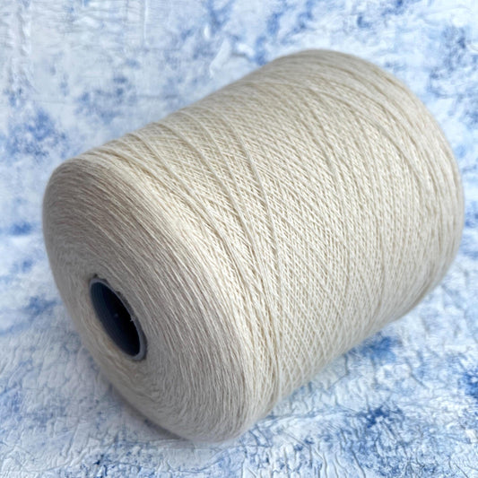 Cashmere yarn 100% for knitting,Todd&Duncan-White Undyed.Per 100 gr